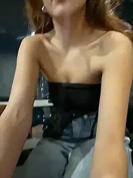 Katee_Jones — BIG Squirt 