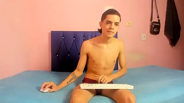 Latinos_2001 — 4  cum in a row