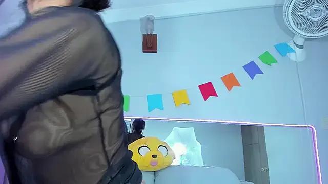 Lola_Purple on StripChat 