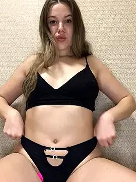 Lucy_Dell — Show your boobs