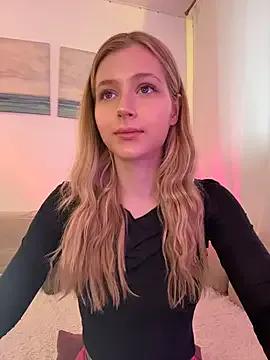 LunaRase — erotic dance