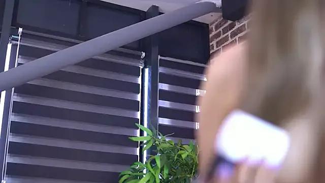 MillaSerene on StripChat 