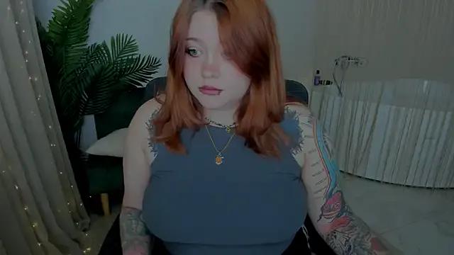 MoonLghte on StripChat 