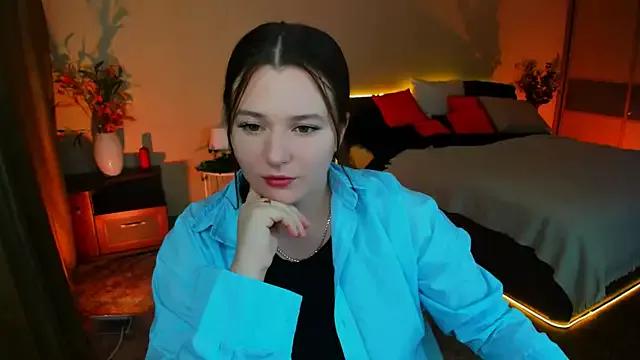 Moonvelle on StripChat 