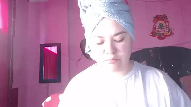 NikkiRous_ on StripChat 