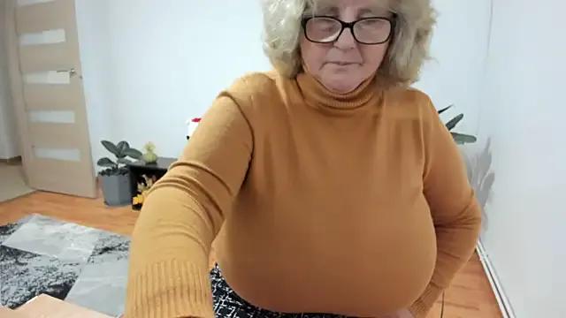 NoraJohnson6 — show tits 1 minute