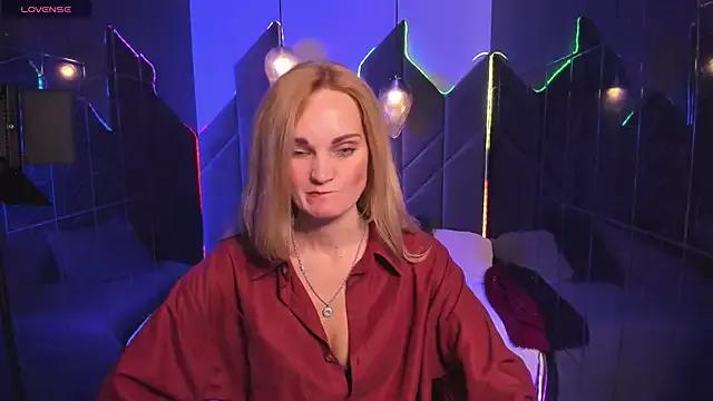 SaraSubtlety on StripChat 