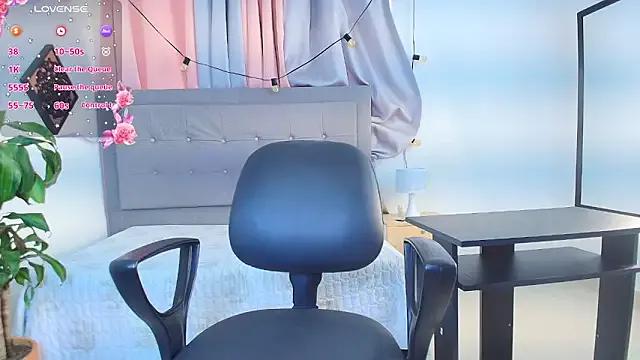 saray_reese on StripChat 