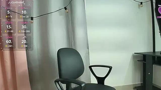 saray_reese on StripChat 