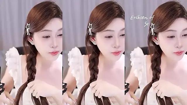 SleepArtist on StripChat 