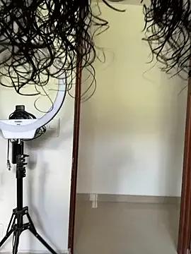 SugarTroubl33 — Rub pussy + lush in the balcony