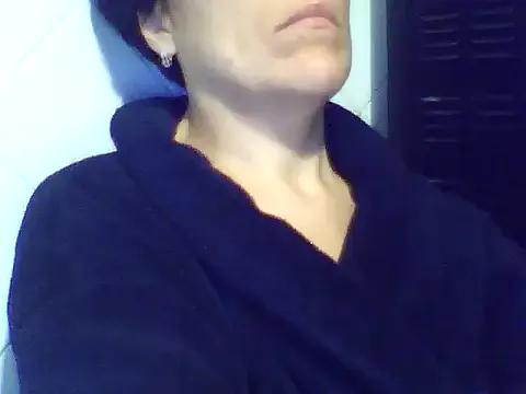 SunnyAmorre on StripChat 