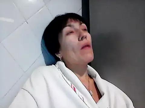 SunnyAmorre on StripChat 