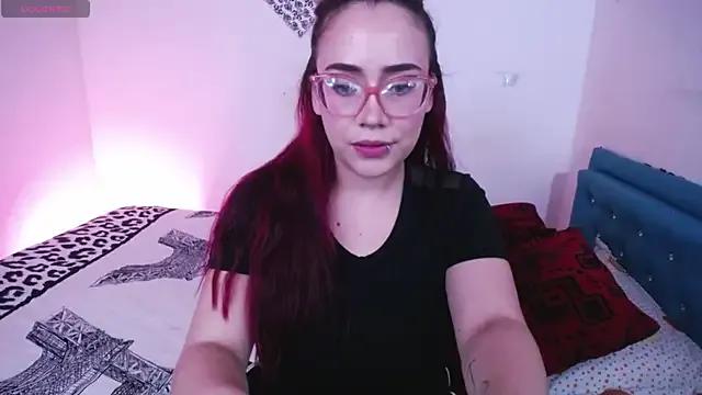 Susan_zoro on StripChat 