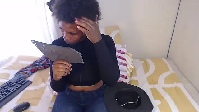 Tillah87 — Freechat on StripChat