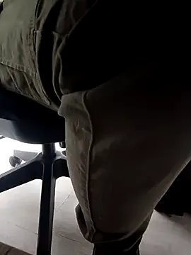 Yaman_33 on StripChat